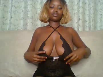 Mini_Barbie Chaturbate stream image from January 21, 2025