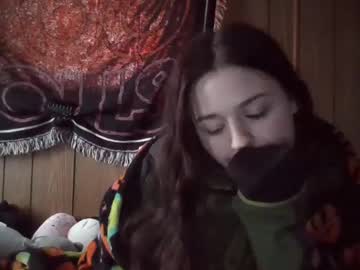 Lulupixxx Chaturbate stream image from January 21, 2025