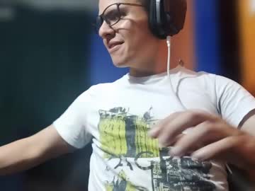 Alex0397 Chaturbate stream image from January 21, 2025