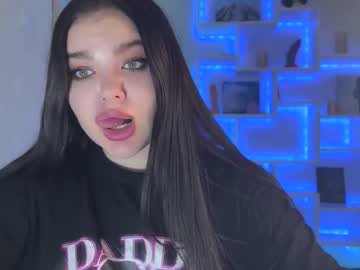 Jennisneon Chaturbate stream image from January 21, 2025