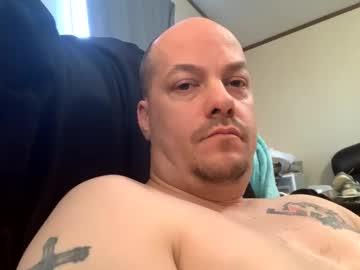 Mikeylikesit2222 Chaturbate stream image from January 21, 2025