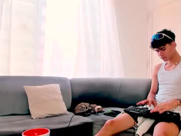Milcon_Thomson Chaturbate stream image from January 21, 2025