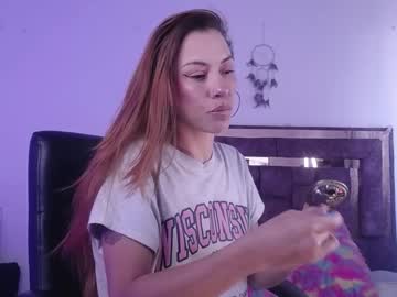 Zaracollinx Chaturbate stream image from January 21, 2025