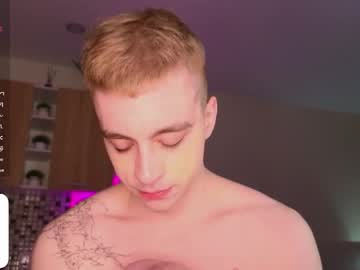 Adampolerno Chaturbate stream image from January 21, 2025