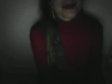 Angelinonude Chaturbate stream image from January 21, 2025