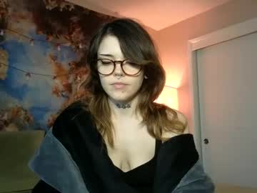 Faerienugs Chaturbate stream image from January 21, 2025