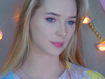 Gentlerossi Chaturbate stream image from January 21, 2025