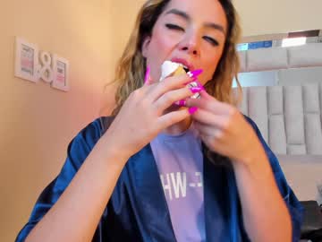 Mariiahneedles Chaturbate stream image from January 21, 2025