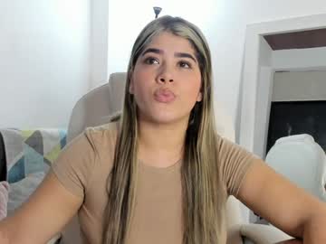 Sarahprestonn_ Chaturbate stream image from January 21, 2025