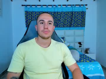 Juan__Jimenez Chaturbate stream image from January 21, 2025