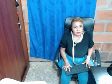 Rennatabotwell02 Chaturbate stream image from January 21, 2025
