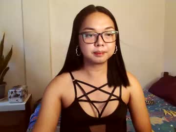 Trishakera Chaturbate stream image from January 22, 2025