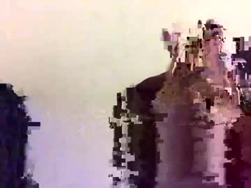 Robburt374 Chaturbate stream image from January 22, 2025