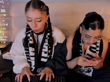 Zowi_Hottiee Chaturbate stream image from January 22, 2025