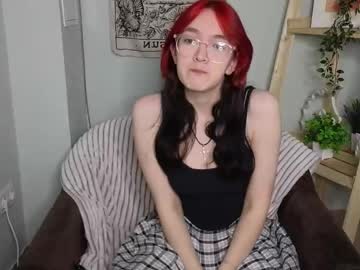 Xteeenx Chaturbate stream image from January 22, 2025