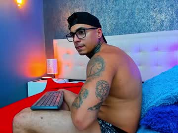 Derrick_Pierce1 Chaturbate stream image from January 22, 2025