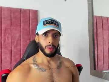 Dwaynehoff Chaturbate stream image from January 22, 2025