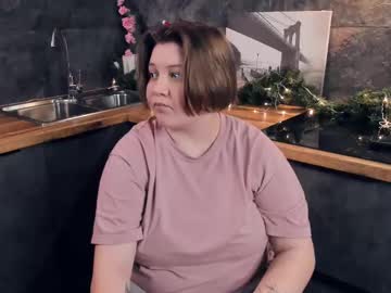 Elvachasey Chaturbate stream image from January 22, 2025