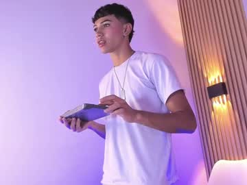 Im_Sebaslopez Chaturbate stream image from January 22, 2025
