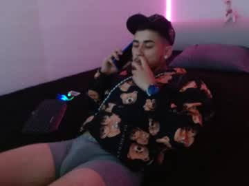 Lliamm_2 Chaturbate stream image from January 22, 2025
