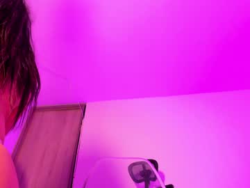 Evelynwoods1_ Chaturbate stream image from January 22, 2025