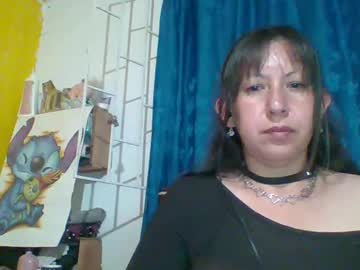 Isabella037 Chaturbate stream image from January 22, 2025
