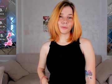 Silviahambelton Chaturbate stream image from January 22, 2025