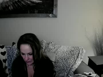 Foxxxy1111 Chaturbate stream image from January 22, 2025