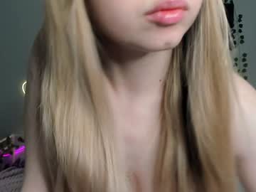 Melissa_Sshy Chaturbate stream image from January 22, 2025