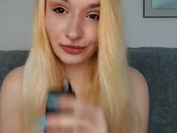 Cassandratate Chaturbate stream image from January 22, 2025