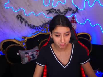 Charmmocco Chaturbate stream image from January 22, 2025