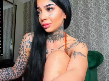 Creamyinkk Chaturbate stream image from January 22, 2025