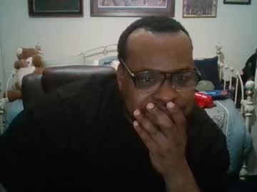 Daddydrayxxx Chaturbate stream image from January 22, 2025