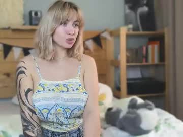 Lolllly_Pop Chaturbate stream image from January 22, 2025