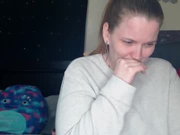 Toxiclilly Chaturbate stream image from January 22, 2025