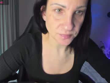 Gussinita Chaturbate stream image from January 22, 2025