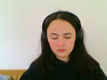 Emily_Morning_Dew Chaturbate stream image from January 22, 2025