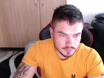 Blueeyeboy0 Chaturbate stream image from January 22, 2025