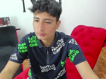 Diego_Latinboy Chaturbate stream image from January 22, 2025