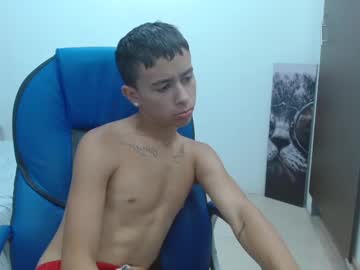 Xavii_18_ Chaturbate stream image from January 22, 2025