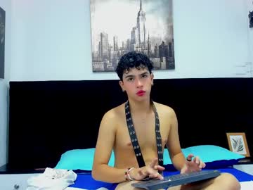 Aiiden_15 Chaturbate stream image from January 22, 2025