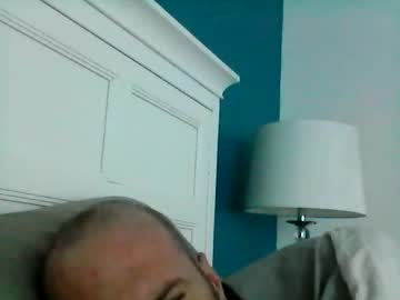 Custum40 Chaturbate stream image from January 22, 2025