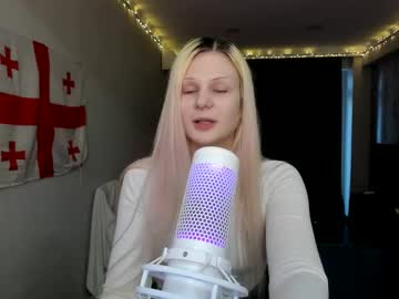Samanthamiasnik1 Chaturbate stream image from January 22, 2025