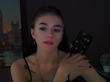 Aprillswift_ Chaturbate stream image from January 22, 2025