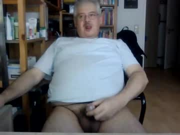 Busibaer666 Chaturbate stream image from January 22, 2025