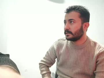 Machin3guys Chaturbate stream image from January 22, 2025