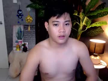 Playful_Kenzo Chaturbate stream image from January 22, 2025