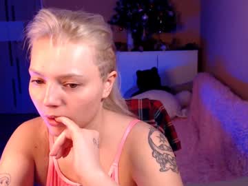 Elizabeth_Scarlet Chaturbate stream image from January 22, 2025