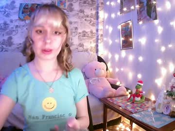 Honeydewwaves_ Chaturbate stream image from January 22, 2025