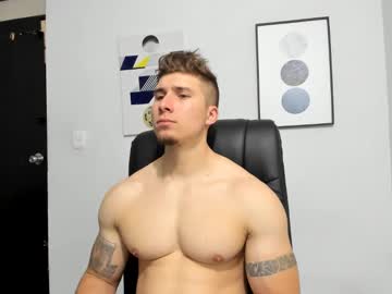 Lyonel15 Chaturbate stream image from January 22, 2025